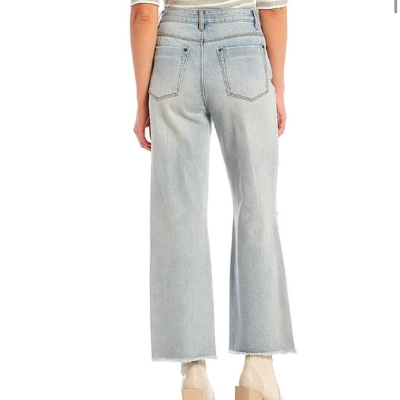 A Loves A
Distressed Washed Denim Twill Wide Leg Capri Jeans - Picture 3 of 13